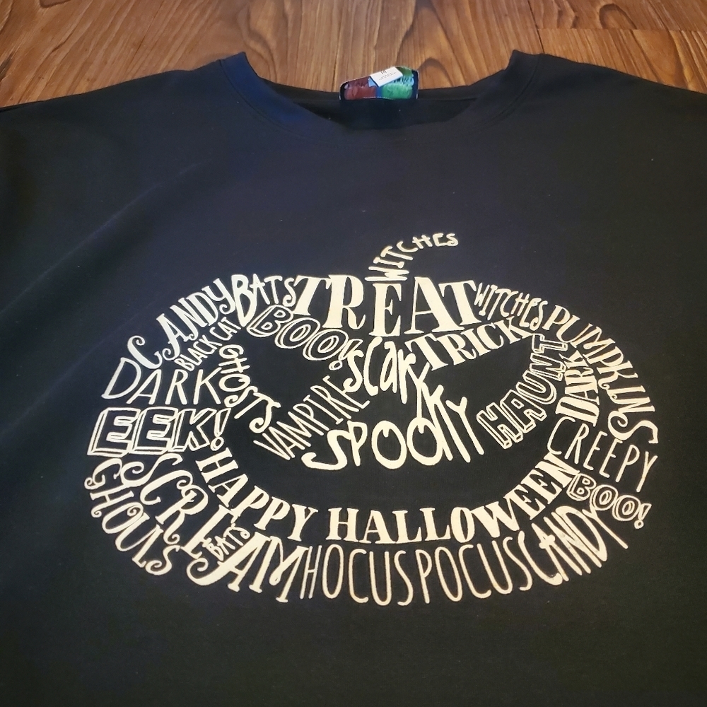 Pumpkins & Potions Black Halloween Graphic Sweatshirt Black Jack O'Lantern Top M - Picture 7 of 7